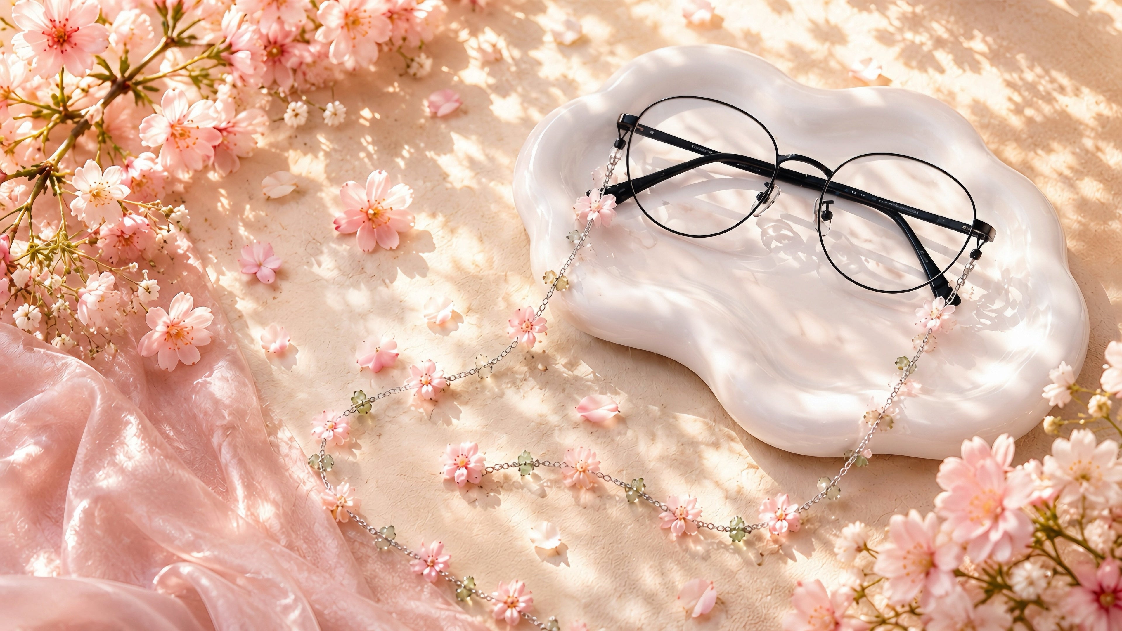 Floral Glasses Chains Collection