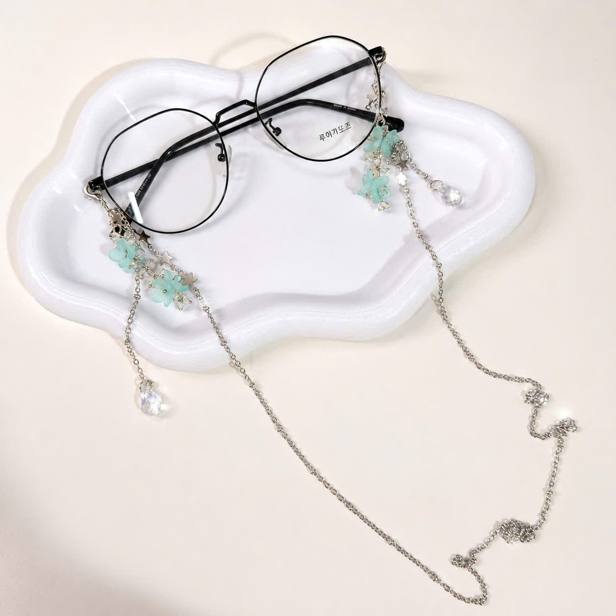 Mint Flower Glasses Chain
