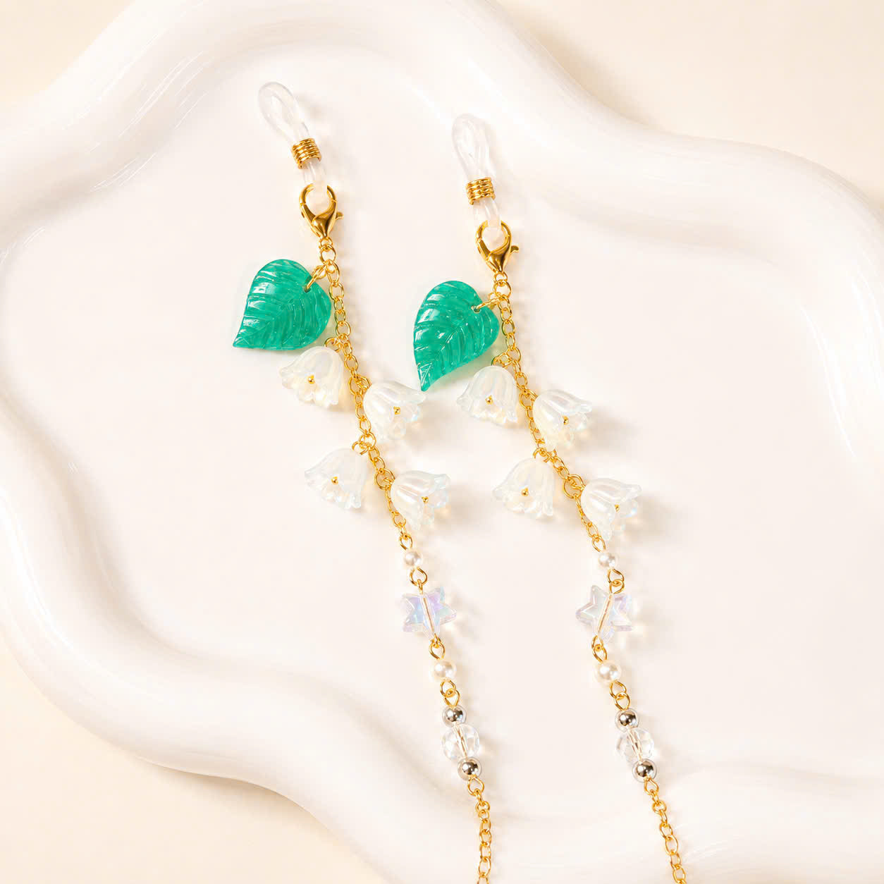 Lily of the Valley Glasses Chain