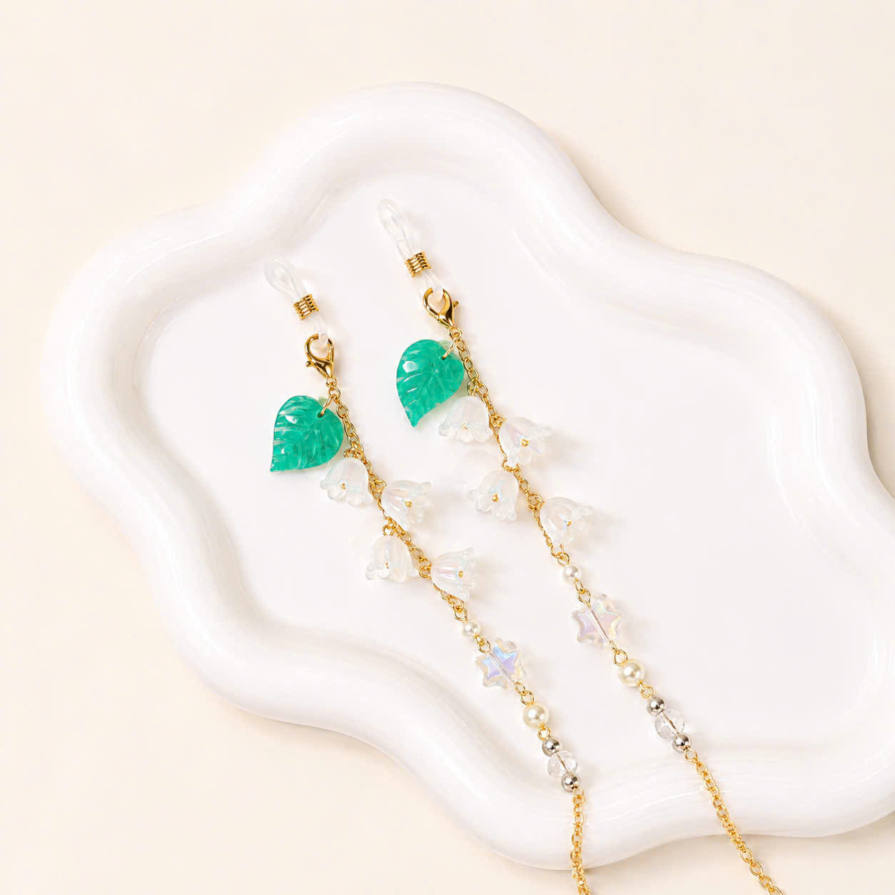 Lily of the Valley Glasses Chain
